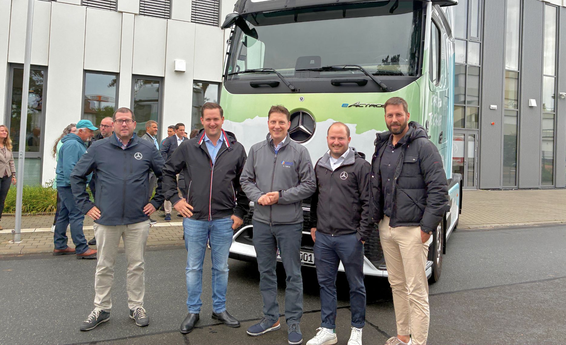DaimlerTruck und Stadtwerke FT