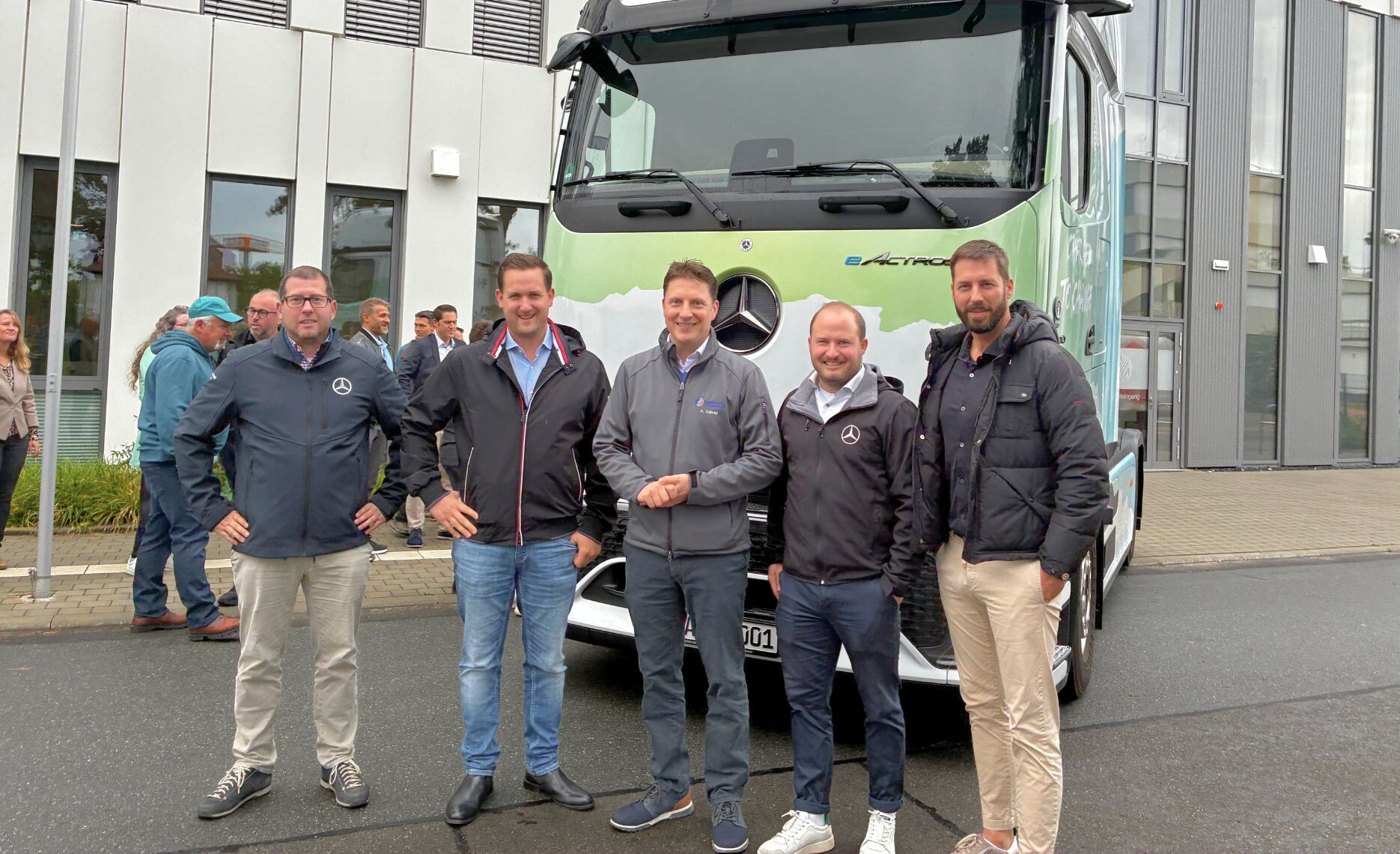 DaimlerTruck und Stadtwerke FT